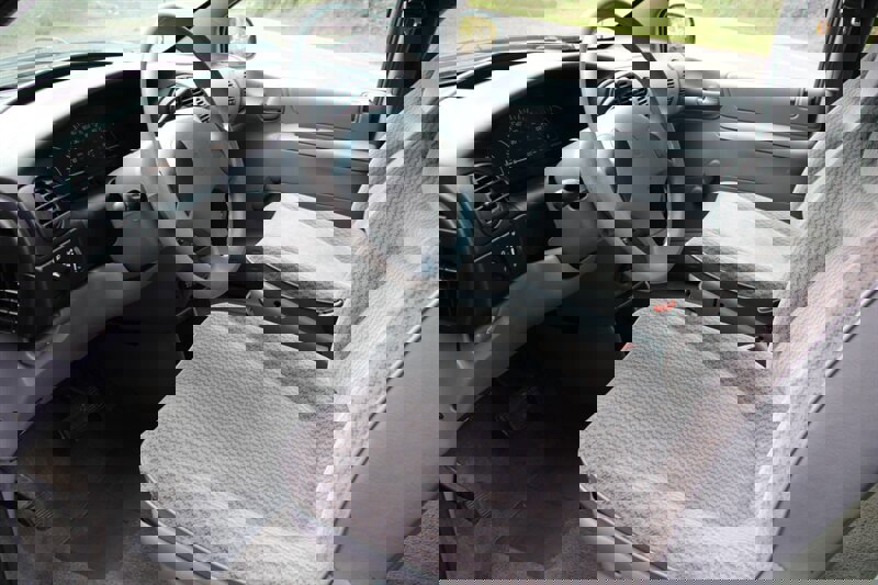 Used 1999 Dodge Caravan image 5