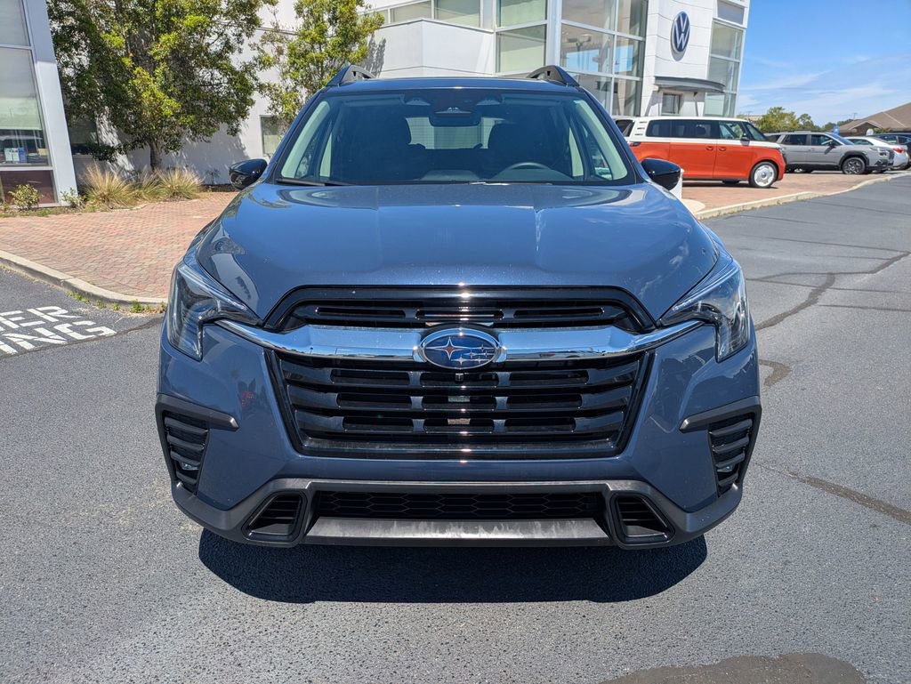 Certified 2025 Subaru Ascent Limited image 10