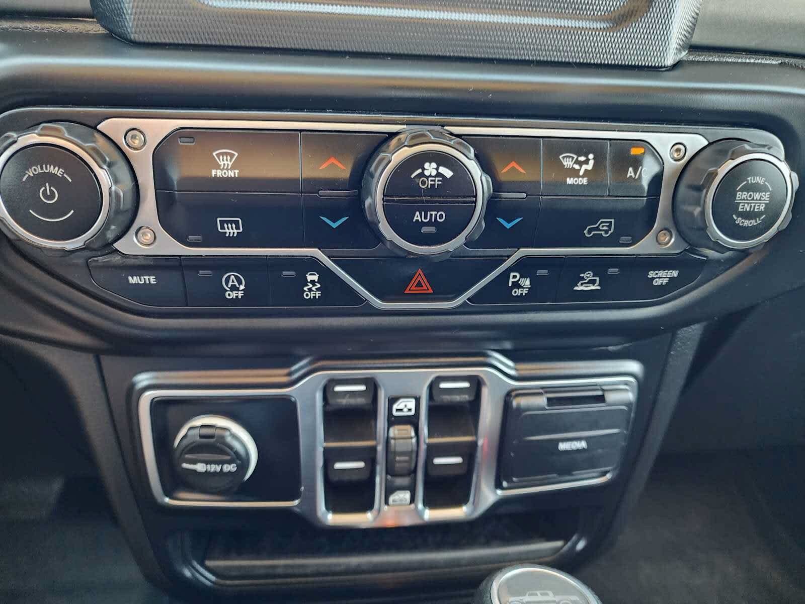Used 2021 Jeep Gladiator Sport AWD/4WD image 35