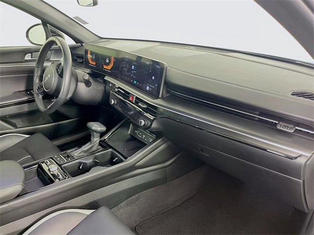 Used 2025 Kia K5 GT-Line w/ GT-Line Premium Package image 31