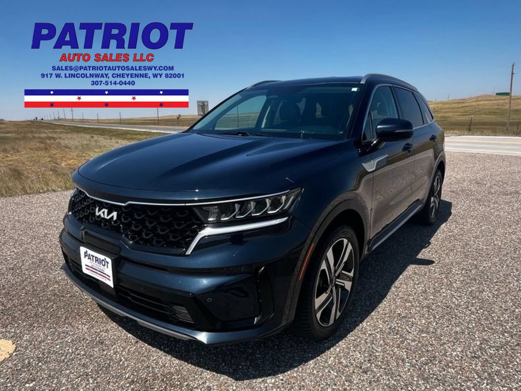Used 2024 Kia Sorento EX AWD/4WD image 1