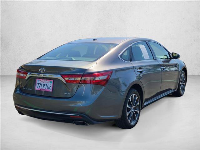 Used 2018 Toyota Avalon XLE FWD image 5
