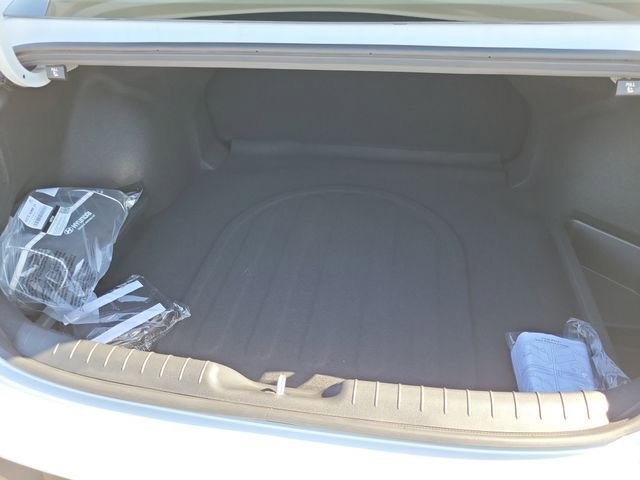 New 2026 Hyundai Elantra Sport w/ Cargo Package image 21