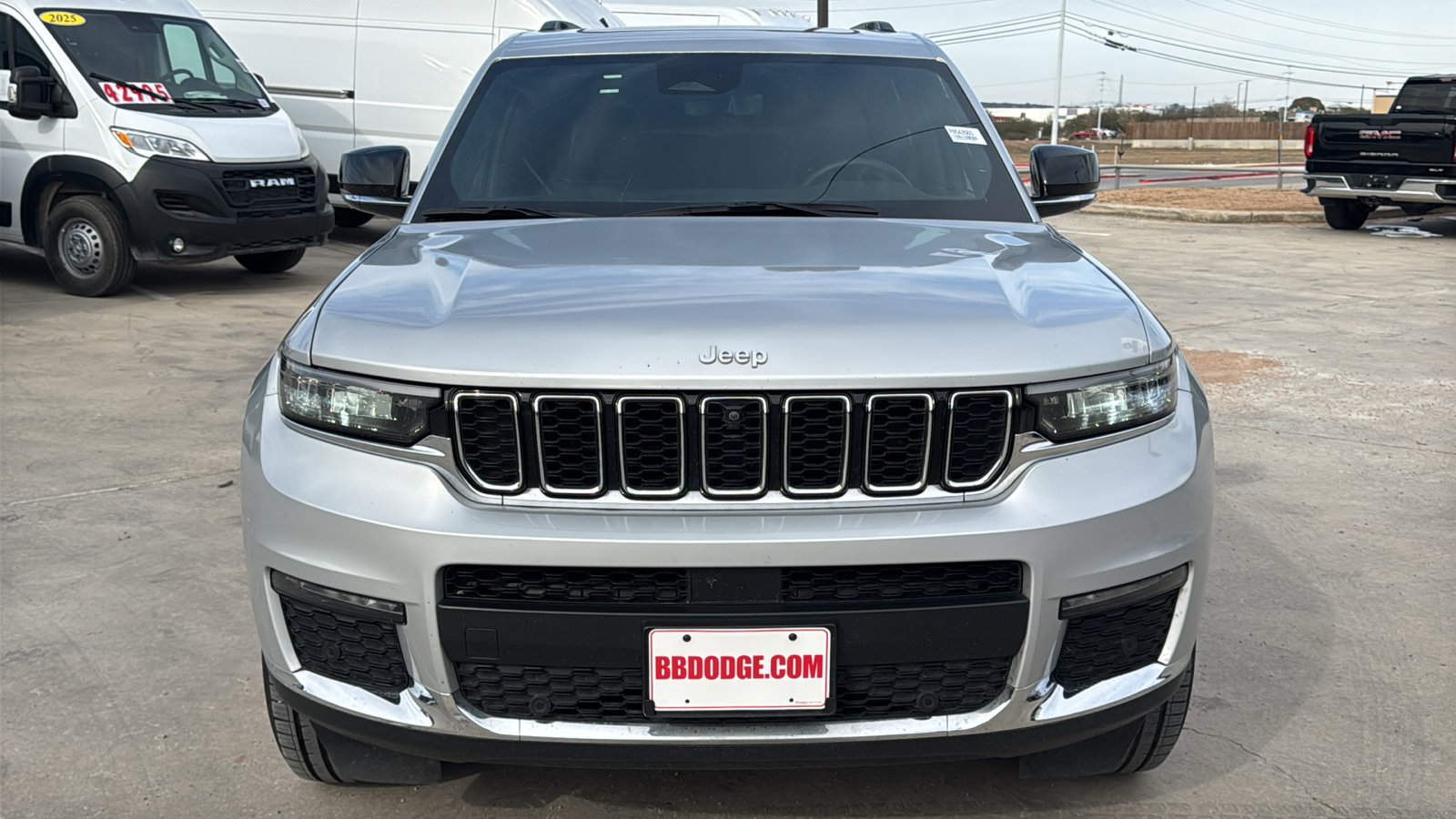 Certified 2024 Jeep Grand Cherokee L Limited w/ Luxury Tech Group II image 2