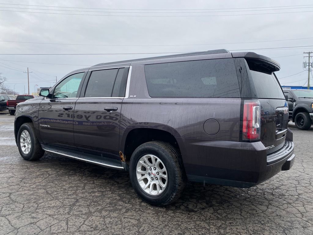 Used 2016 GMC Yukon XL SLE w/ Convenience Package image 5