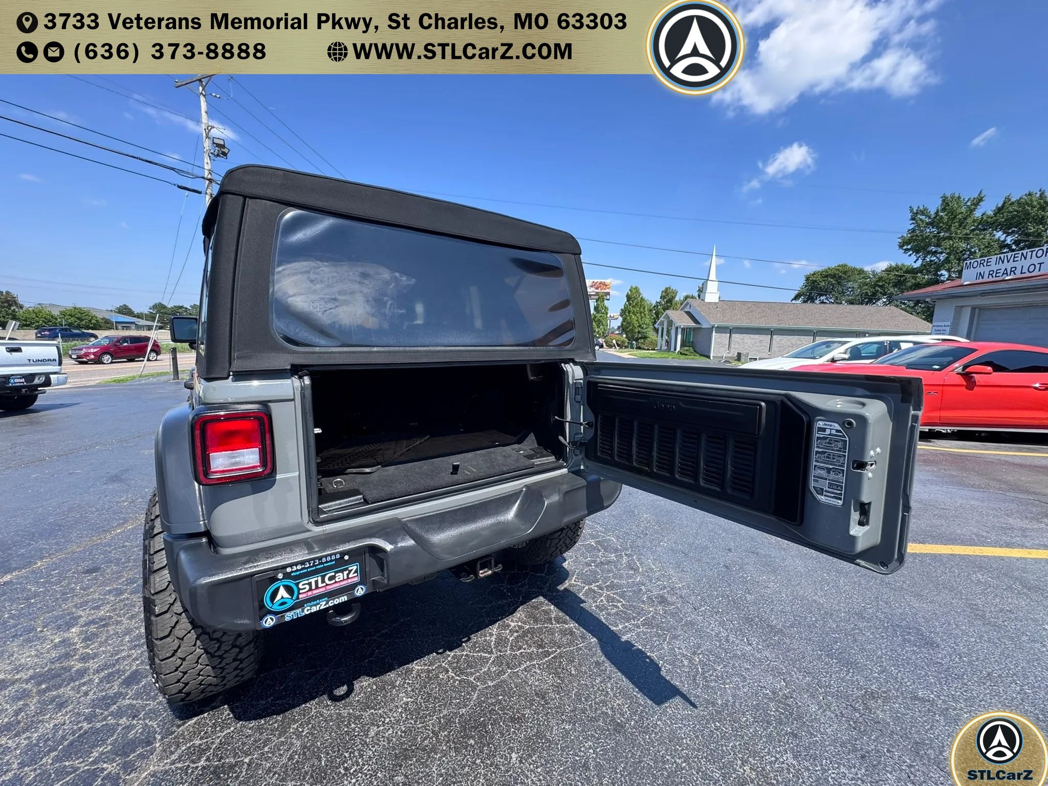 Used 2018 Jeep Wrangler Unlimited Sport S AWD/4WD image 12