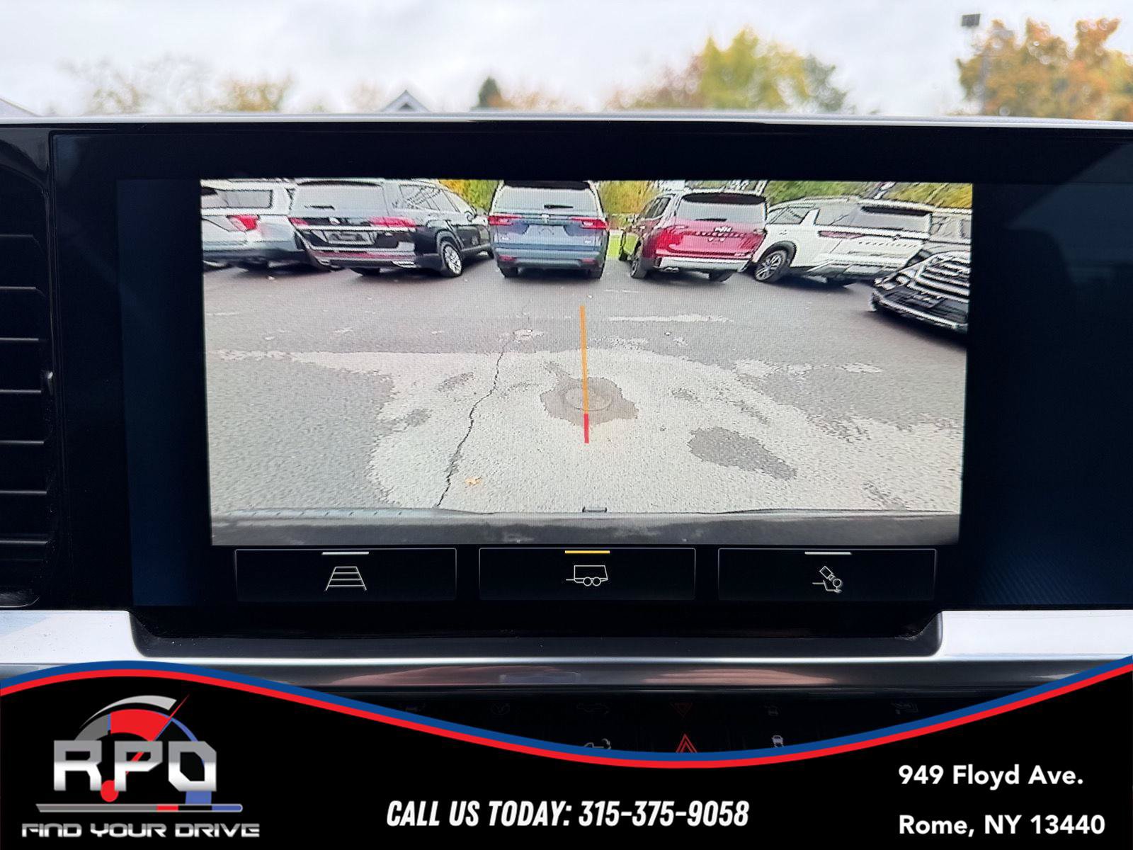 Used 2023 Chevrolet Silverado 1500 RST AWD/4WD image 23