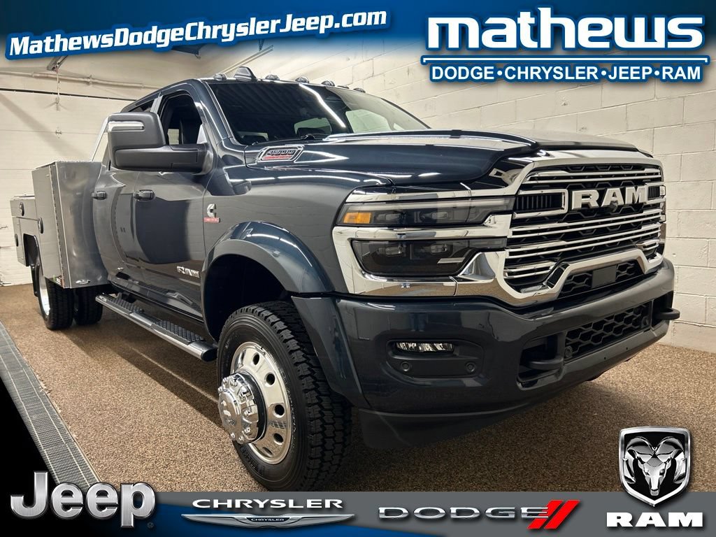 New 2026 RAM 4500 4x4 Crew Cab DRW w/ Laramie Trim Package