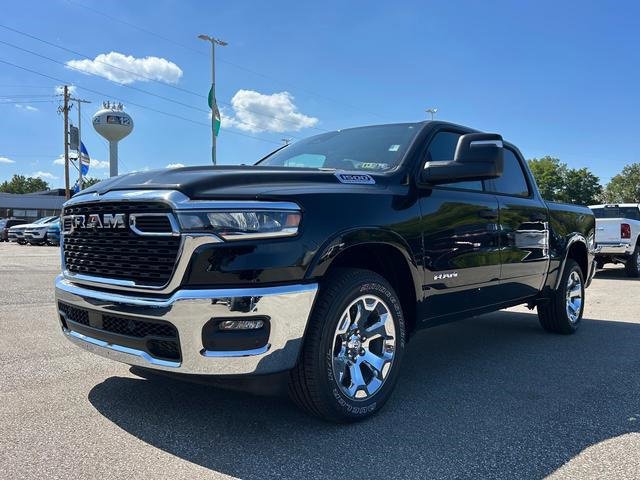 New 2026 RAM 1500 4x4 Crew Cab image 7