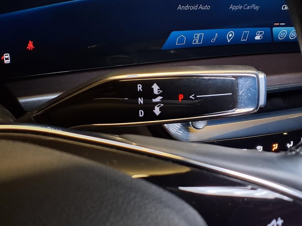 Certified 2024 Cadillac Lyriq Tech AWD/4WD image 10