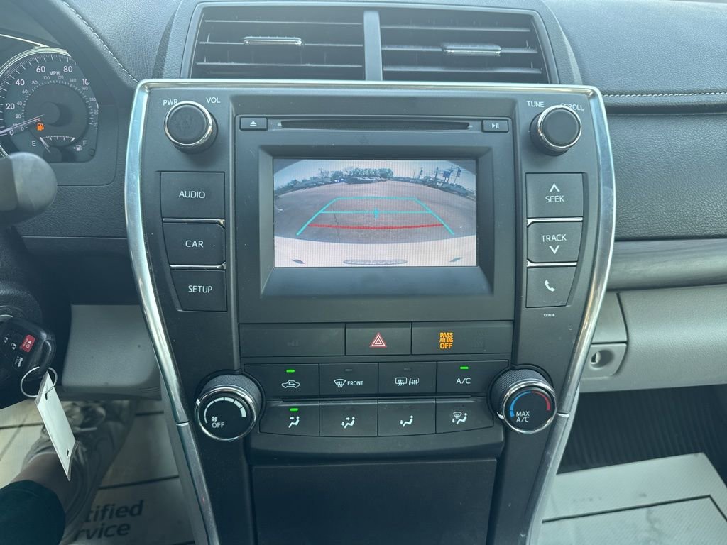Used 2017 Toyota Camry LE image 17
