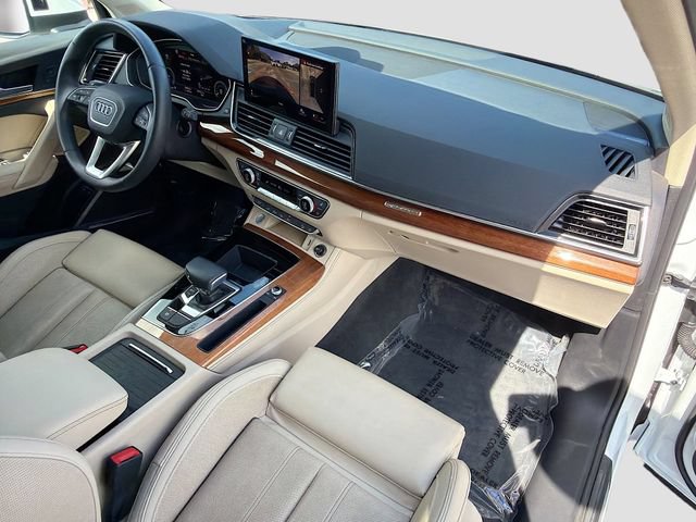Used 2023 Audi Q5 e Prestige w/ Prestige Package AWD/4WD image 13
