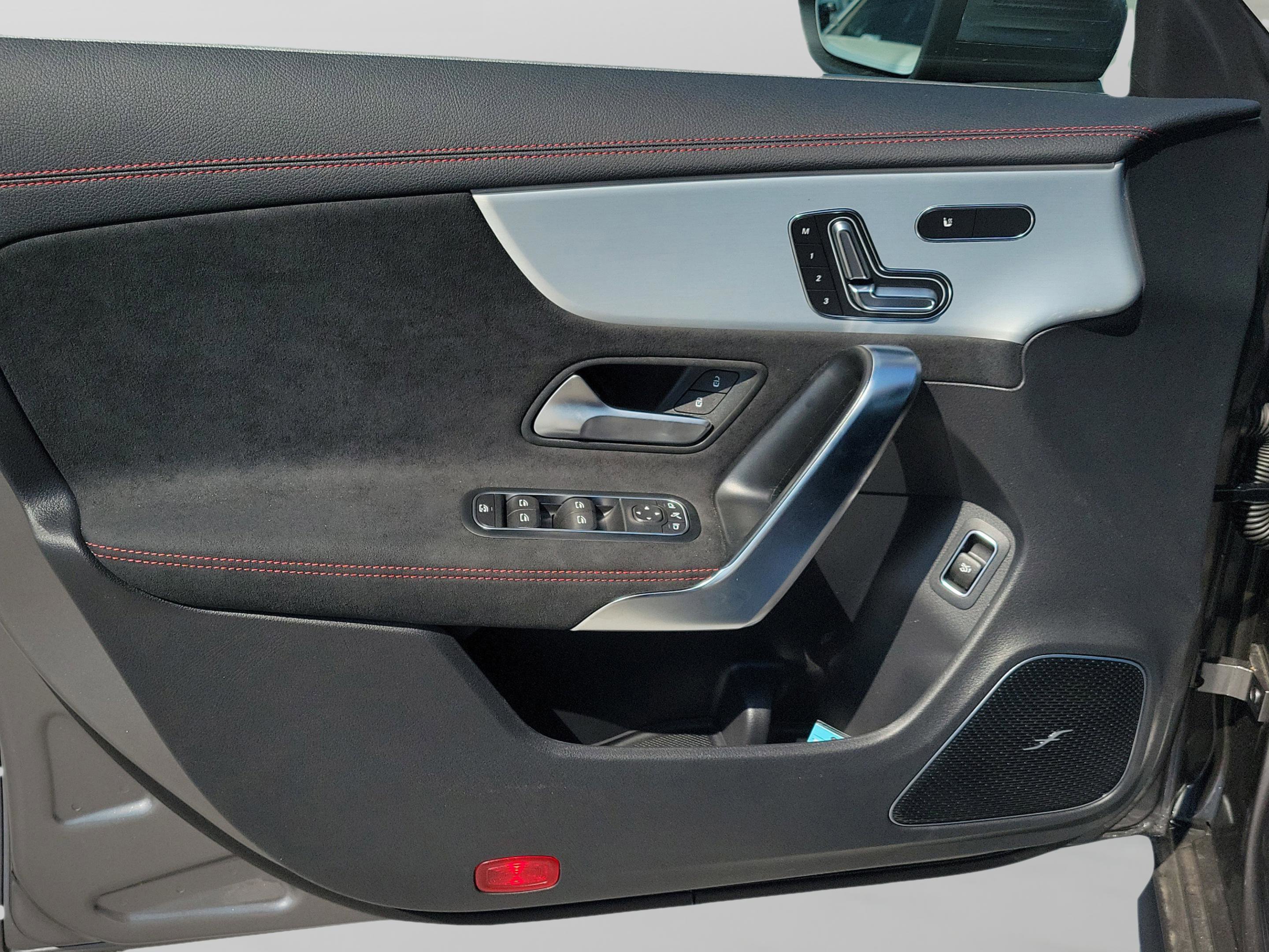 New 2026 Mercedes-Benz CLA 35 AMG 4MATIC image 18