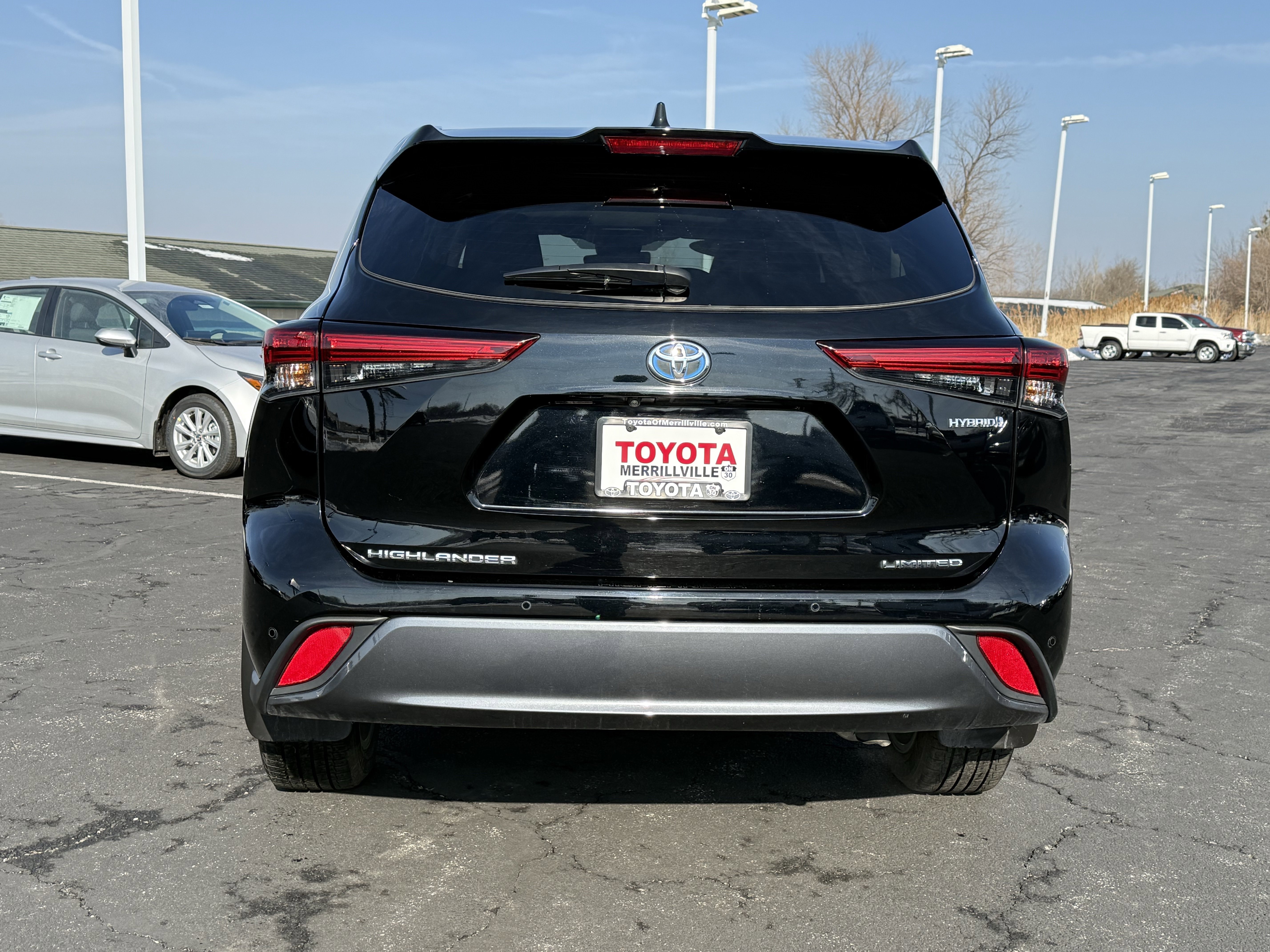 Used 2023 Toyota Highlander Limited image 7