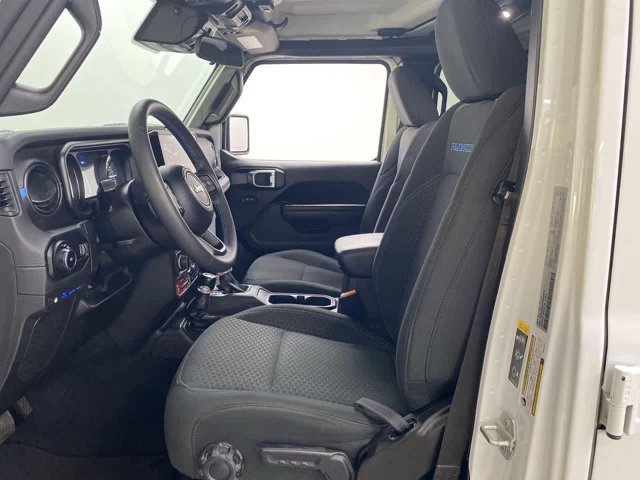 Used 2024 Jeep Wrangler Unlimited Rubicon 4xe image 14