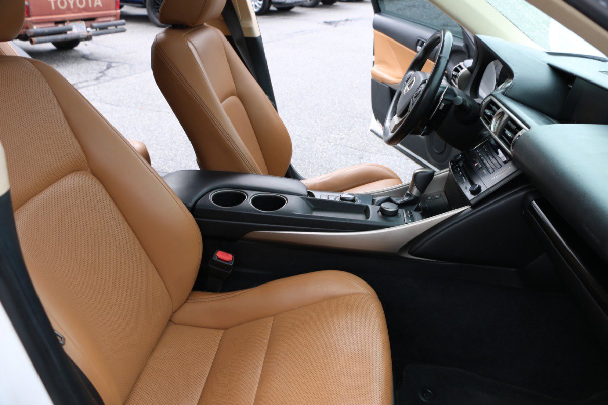 Used 2014 Lexus IS 250 image 27