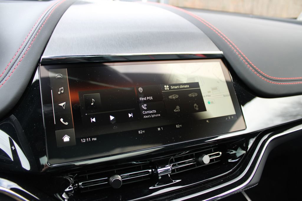 New 2026 Aston Martin DBX S image 17