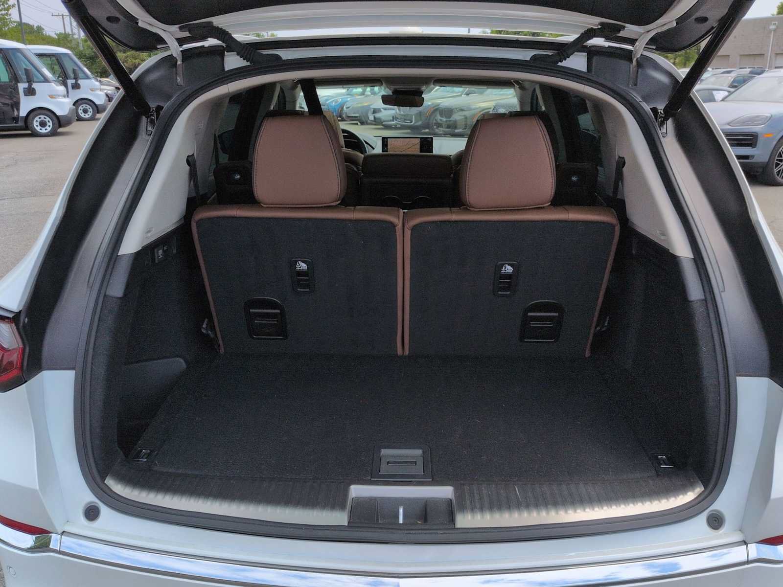 Used 2025 Acura MDX SH-AWD w/ Advance Package image 37