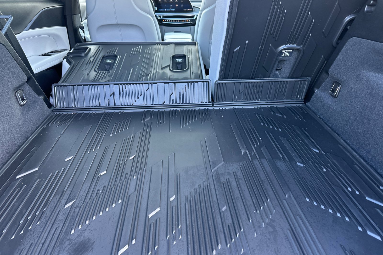 Certified 2025 Cadillac Lyriq Luxury image 16