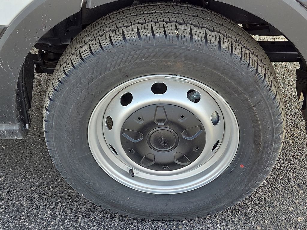 New 2025 Ford Transit 250 148 Medium Roof w/ Load Area Protection Package image 9