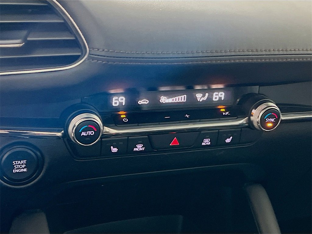 Used 2021 MAZDA MAZDA3 s image 14