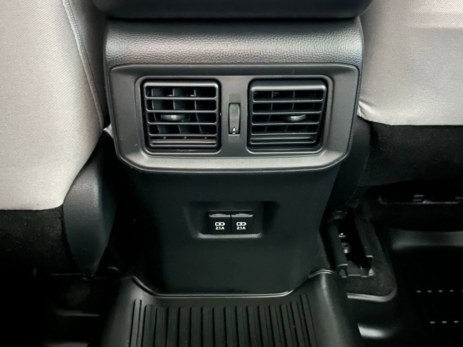 Used 2020 Toyota RAV4 XLE w/ All Weather Liner Package image 37