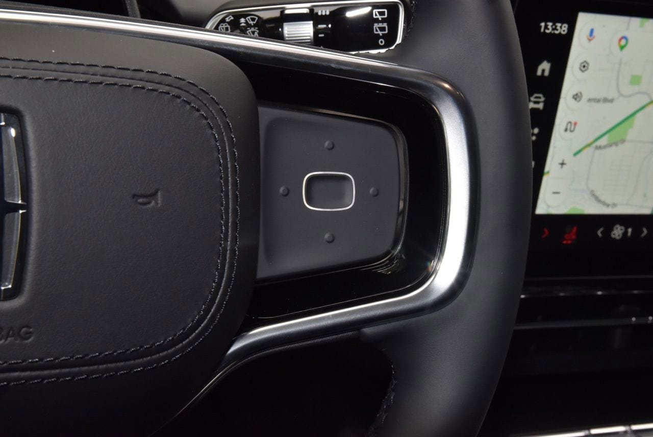 New 2026 Lincoln Nautilus Reserve w/ Jet Appearance Package AWD/4WD image 31