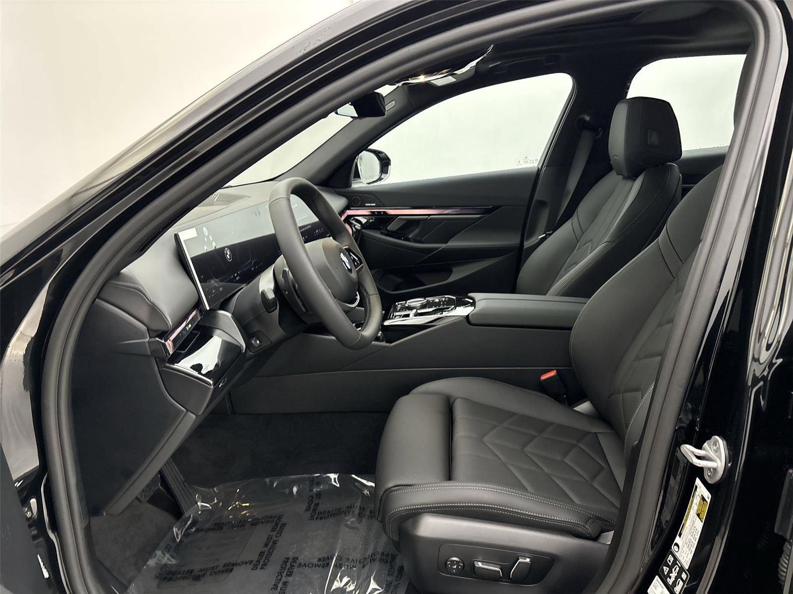 New 2026 BMW 540i xDrive w/ Premium Package image 25