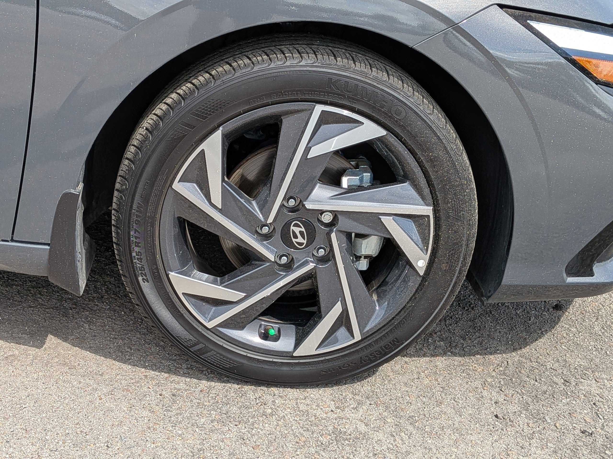 Certified 2025 Hyundai Elantra SEL image 12