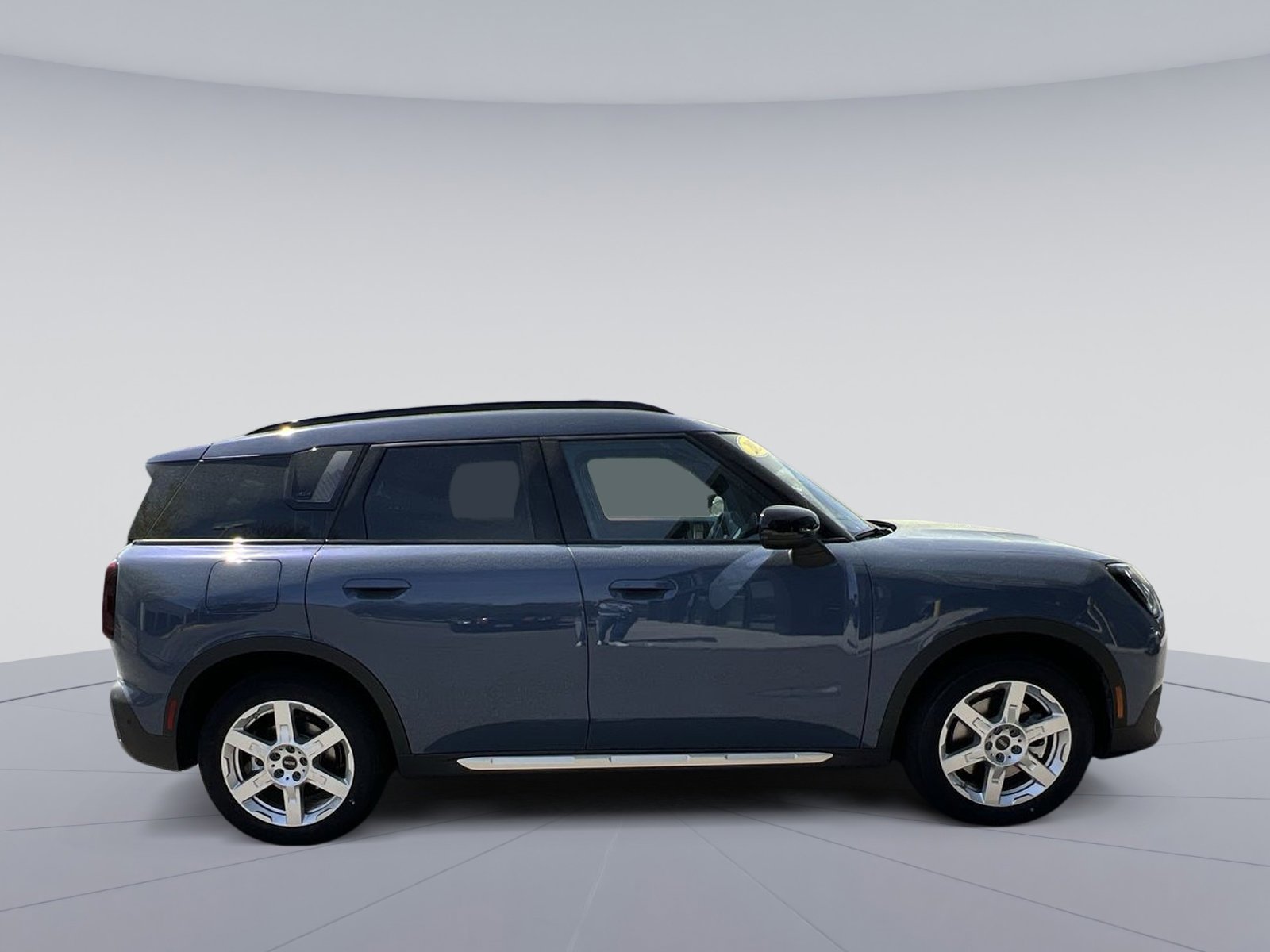 Certified 2025 MINI Cooper Countryman S w/ Comfort Package Max image 6