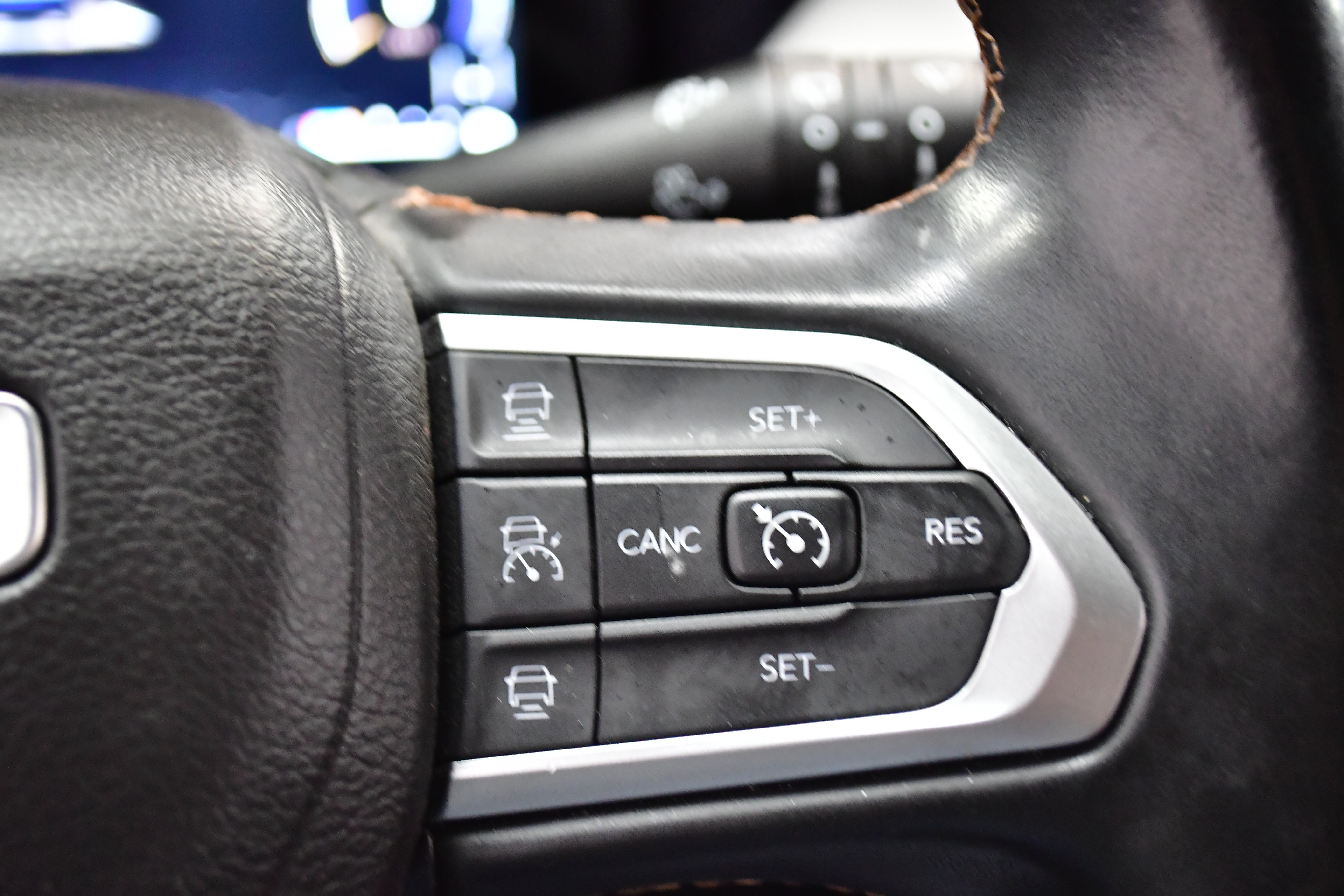 Used 2022 Jeep Compass Limited w/ Elite Group image 37