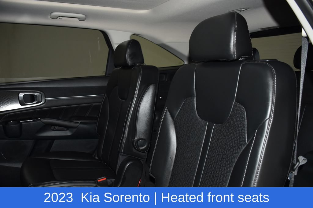 Used 2023 Kia Sorento SX AWD/4WD image 32