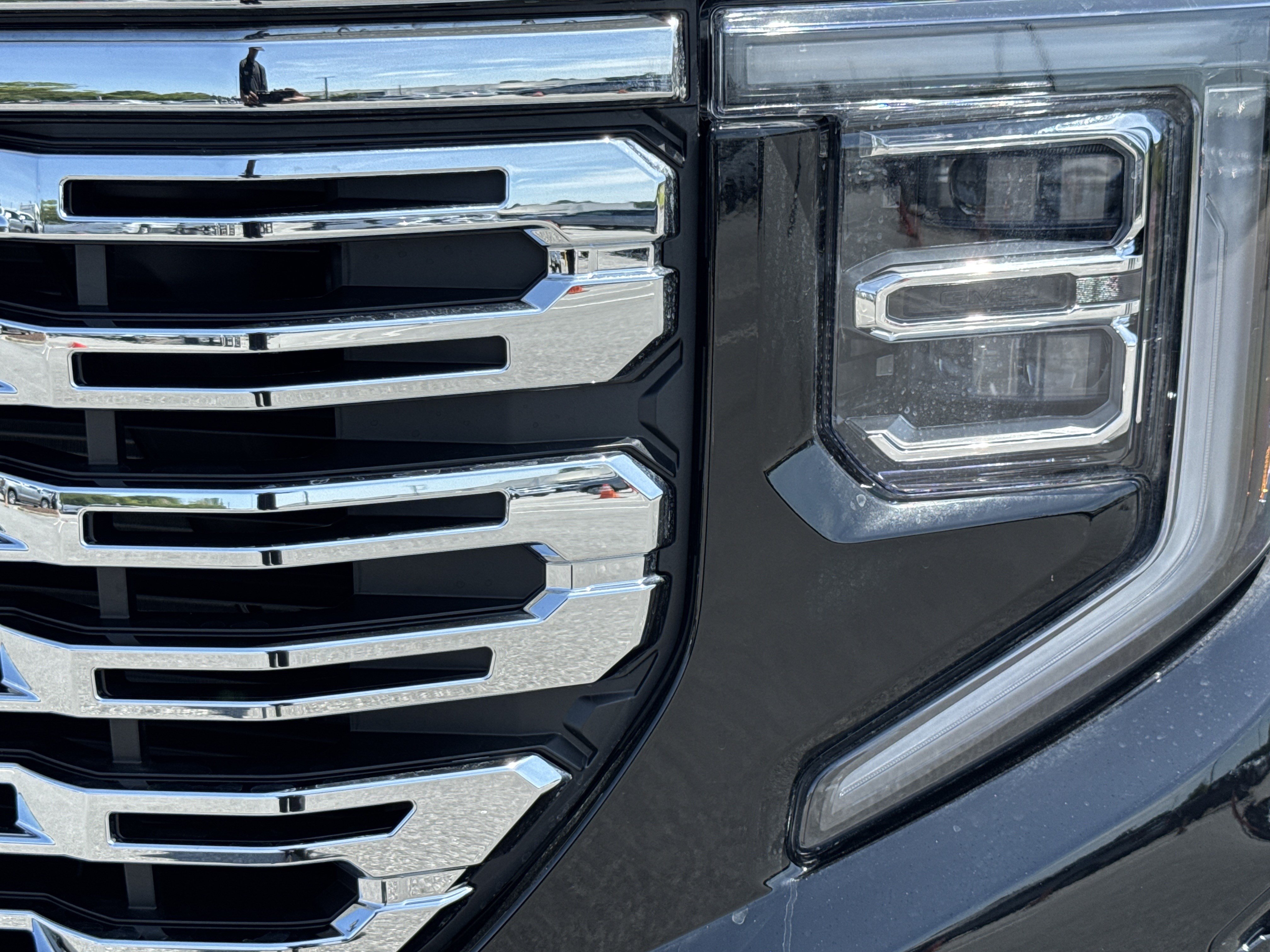 New 2026 GMC Sierra 1500 Denali w/ Denali Reserve Package AWD/4WD image 6