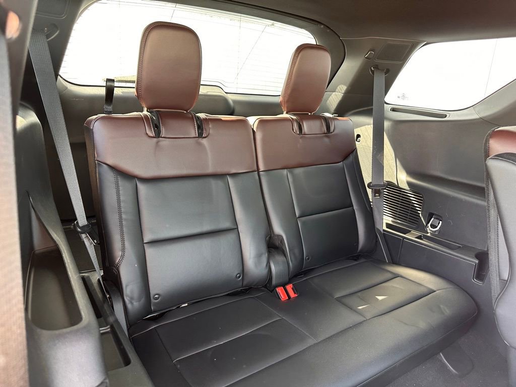 Certified 2023 Ford Explorer Platinum w/ Technology Package image 20