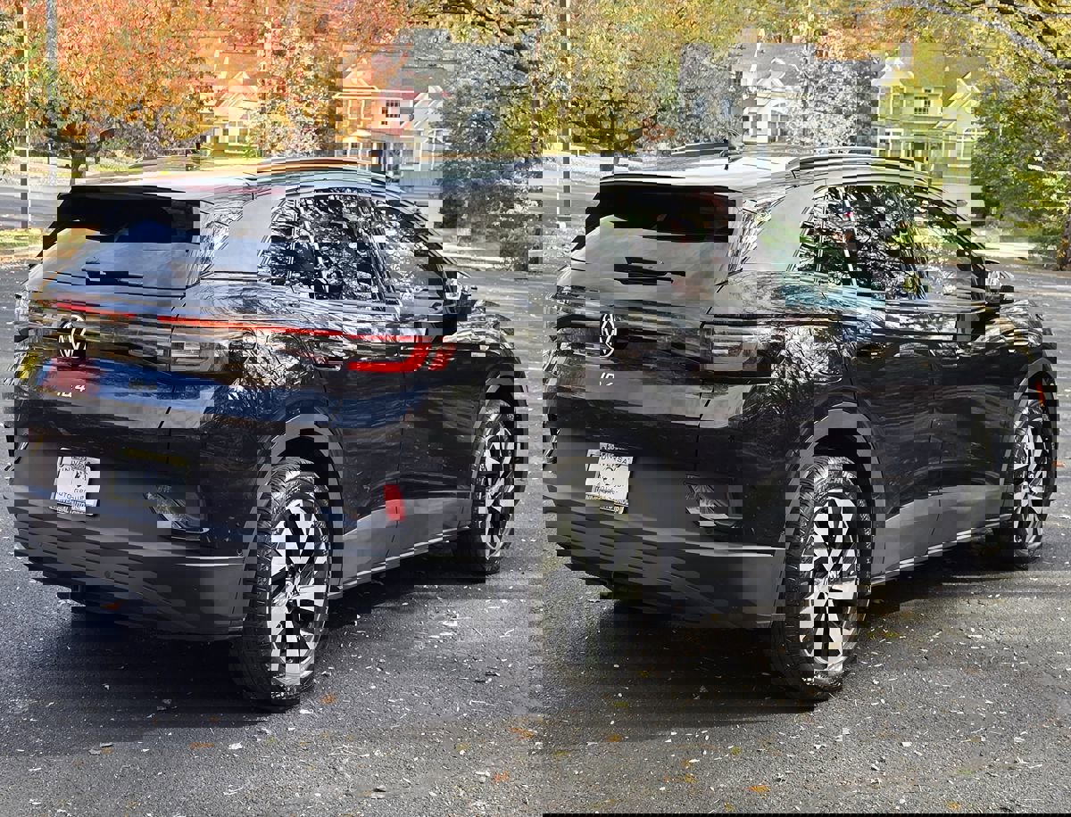 Used 2023 Volkswagen ID.4 Pro image 6