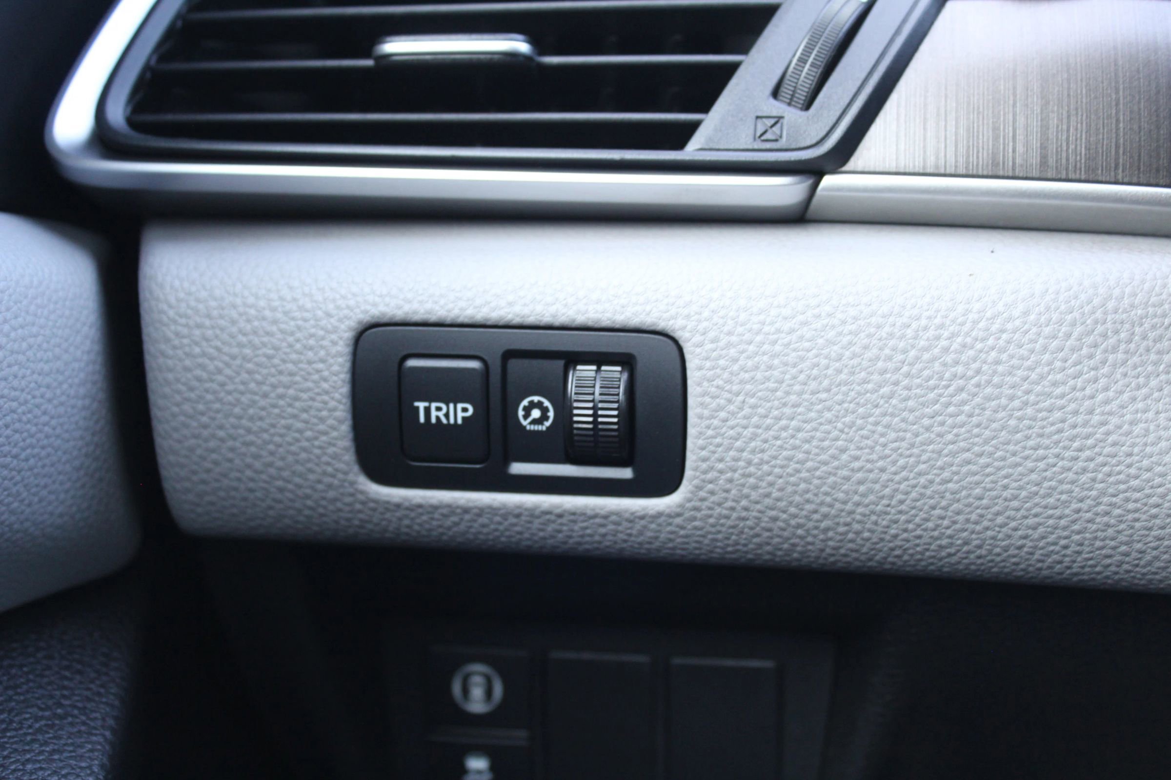Used 2018 Honda Accord Hybrid image 25