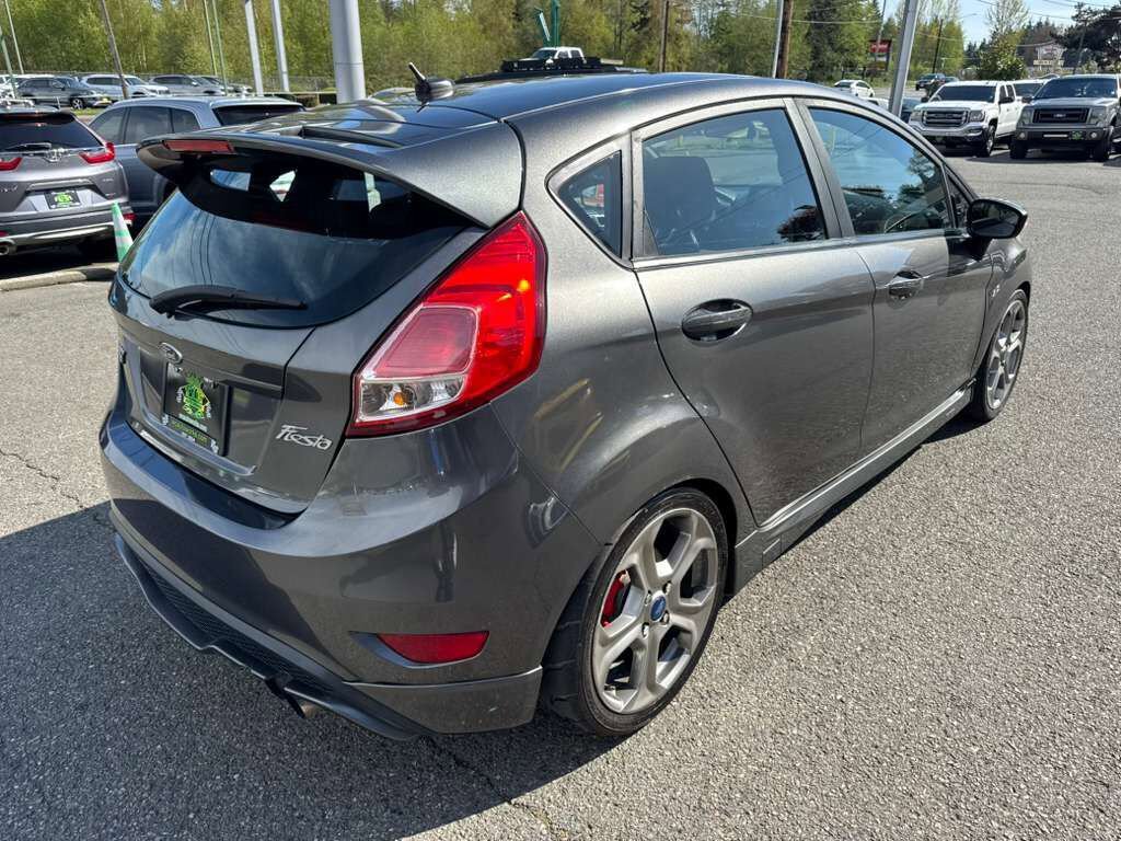 Used 2017 Ford Fiesta ST image 6