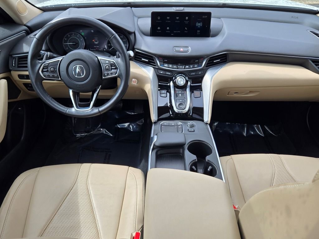 Used 2023 Acura TLX w/ Technology Package image 2
