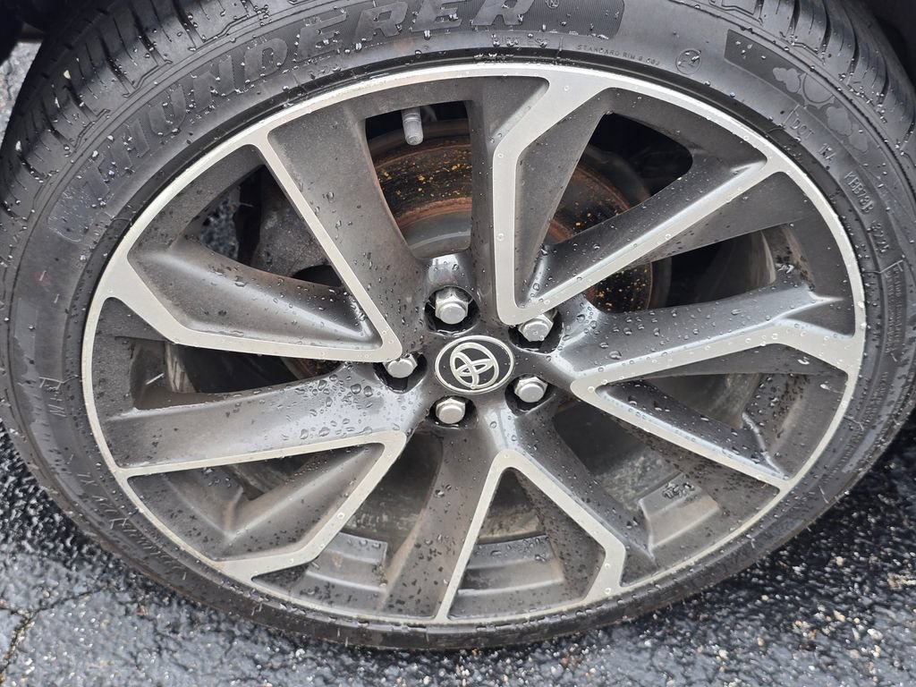 Certified 2019 Toyota Corolla XSE FWD image 9