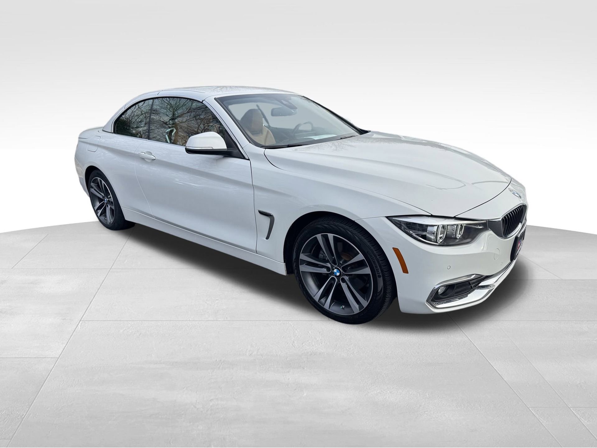 Used 2020 BMW 430i xDrive Convertible w/ Convenience Package image 15