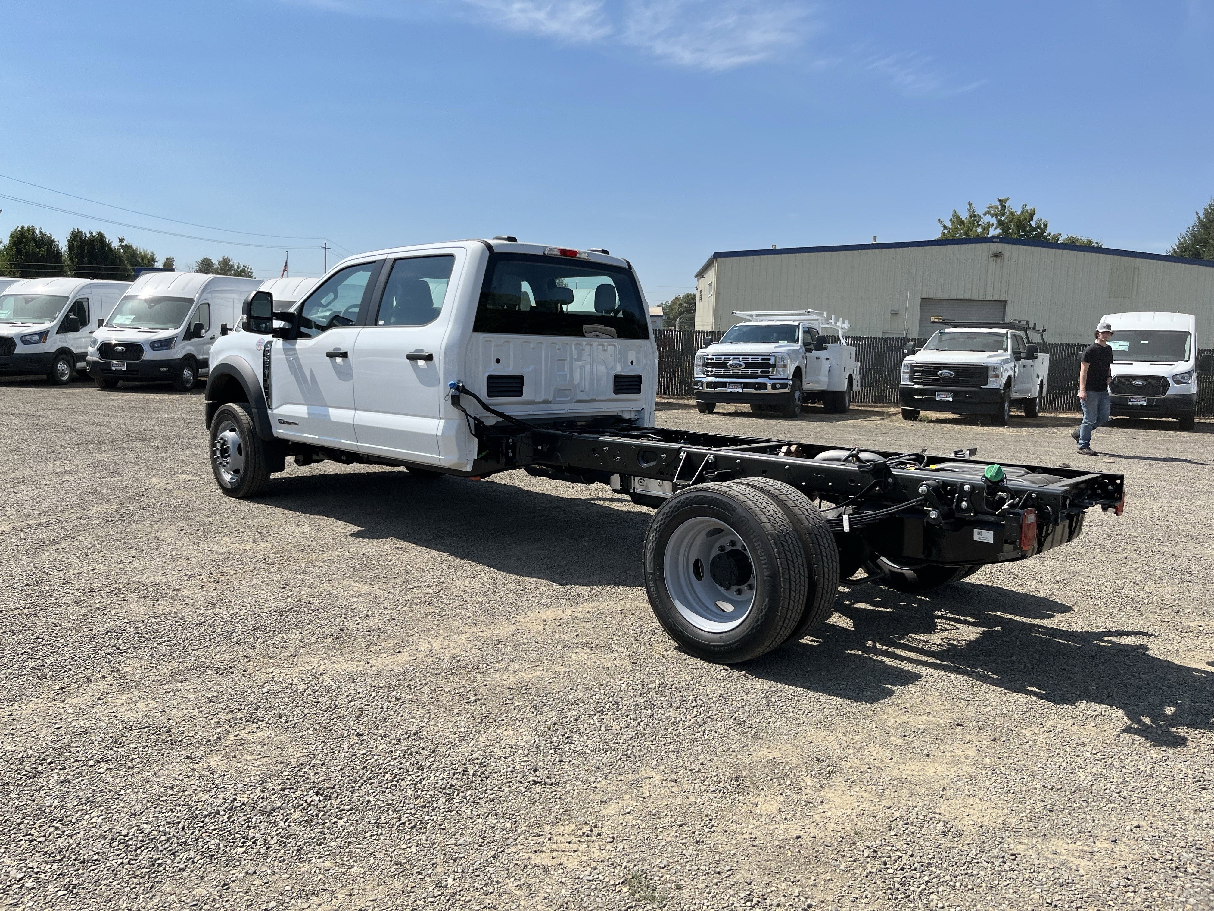 New 2026 Ford F550 4x4 Crew Cab Super Duty image 3