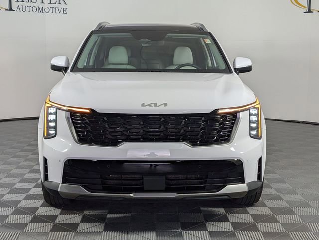 Used 2025 Kia Sorento S w/ Panoramic Sunroof Package image 3