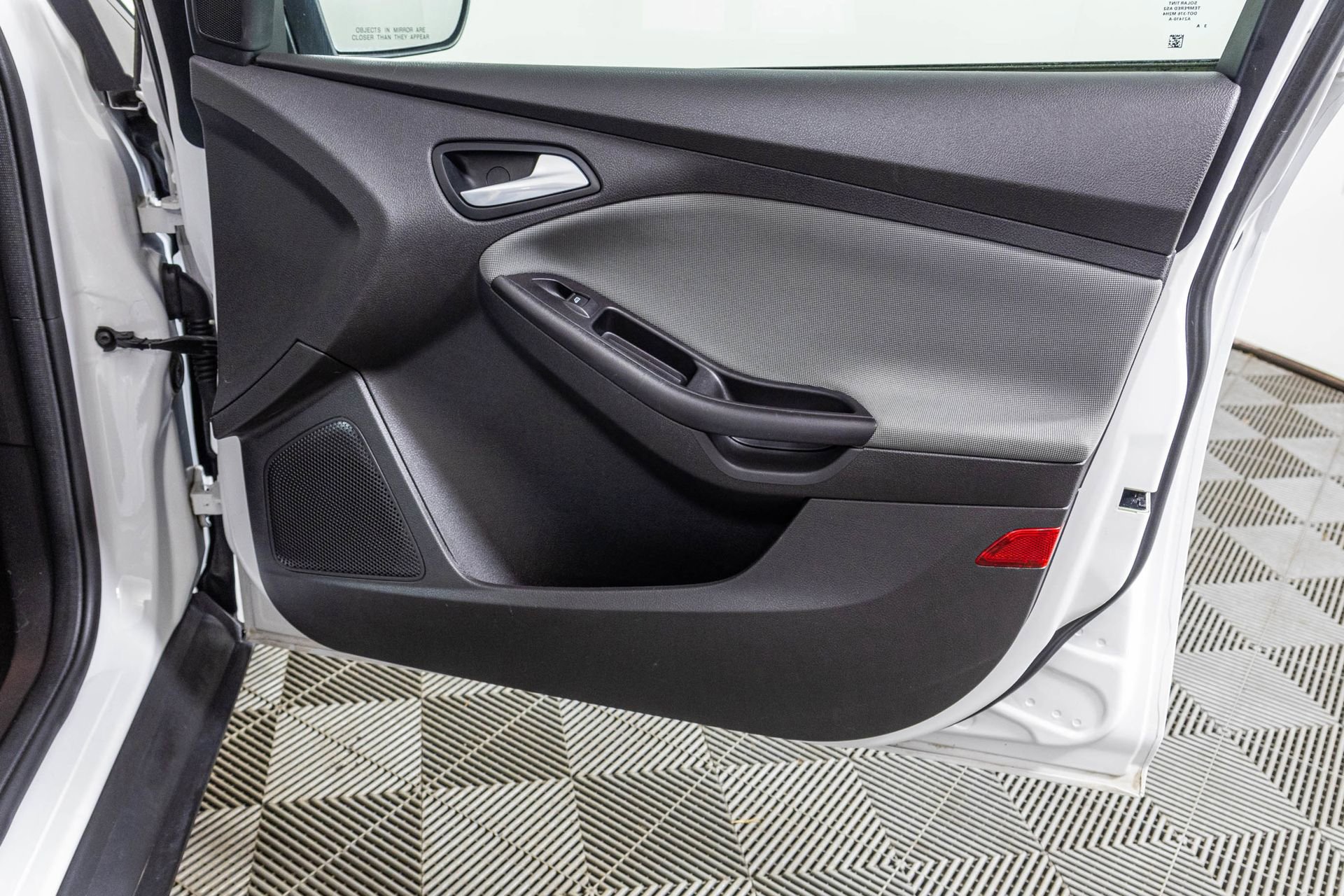 Used 2013 Ford Focus SE image 43