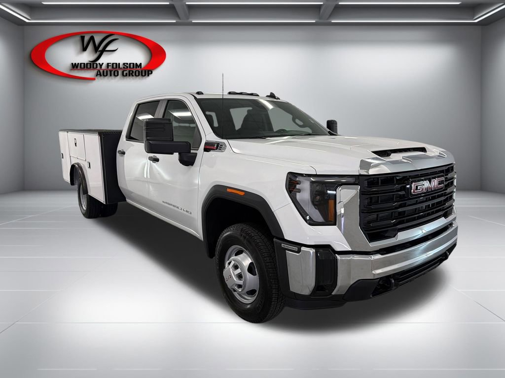 New 2026 GMC Sierra 3500 Pro AWD/4WD image 3