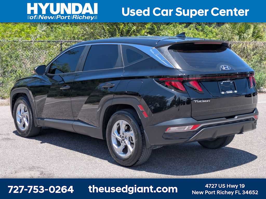 Used 2024 Hyundai Tucson SE FWD image 3