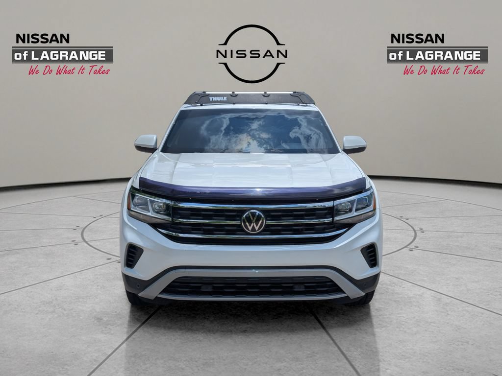 Used 2023 Volkswagen Atlas Cross Sport SEL AWD/4WD image 2