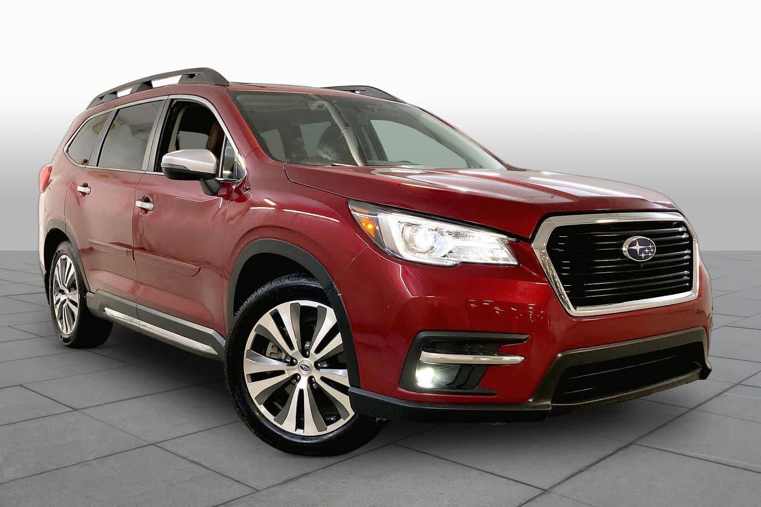 Used 2019 Subaru Ascent Touring w/ Popular Package #2 AWD/4WD image 2