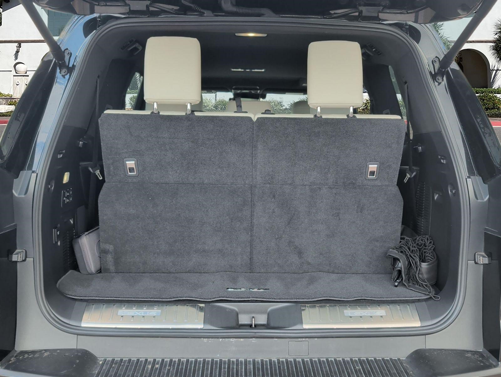 Used 2022 Lexus LX 600 4WD w/ Appearance Package image 24