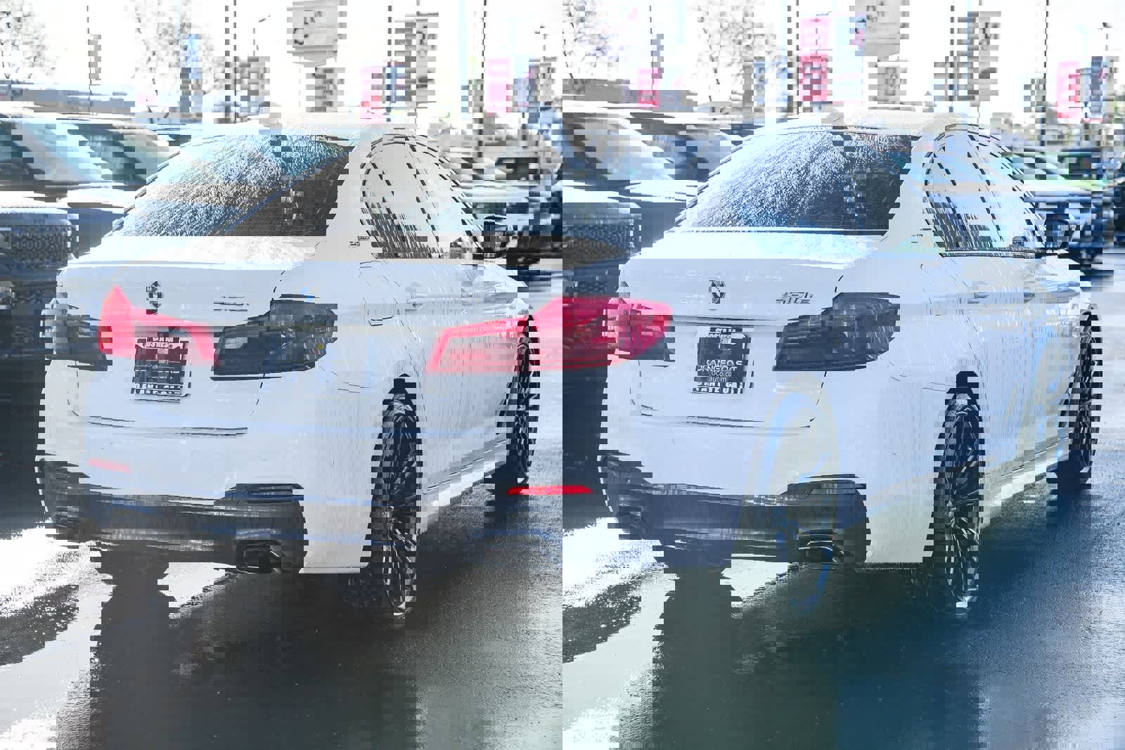 Used 2018 BMW 530e w/ M Sport Package 2 image 4