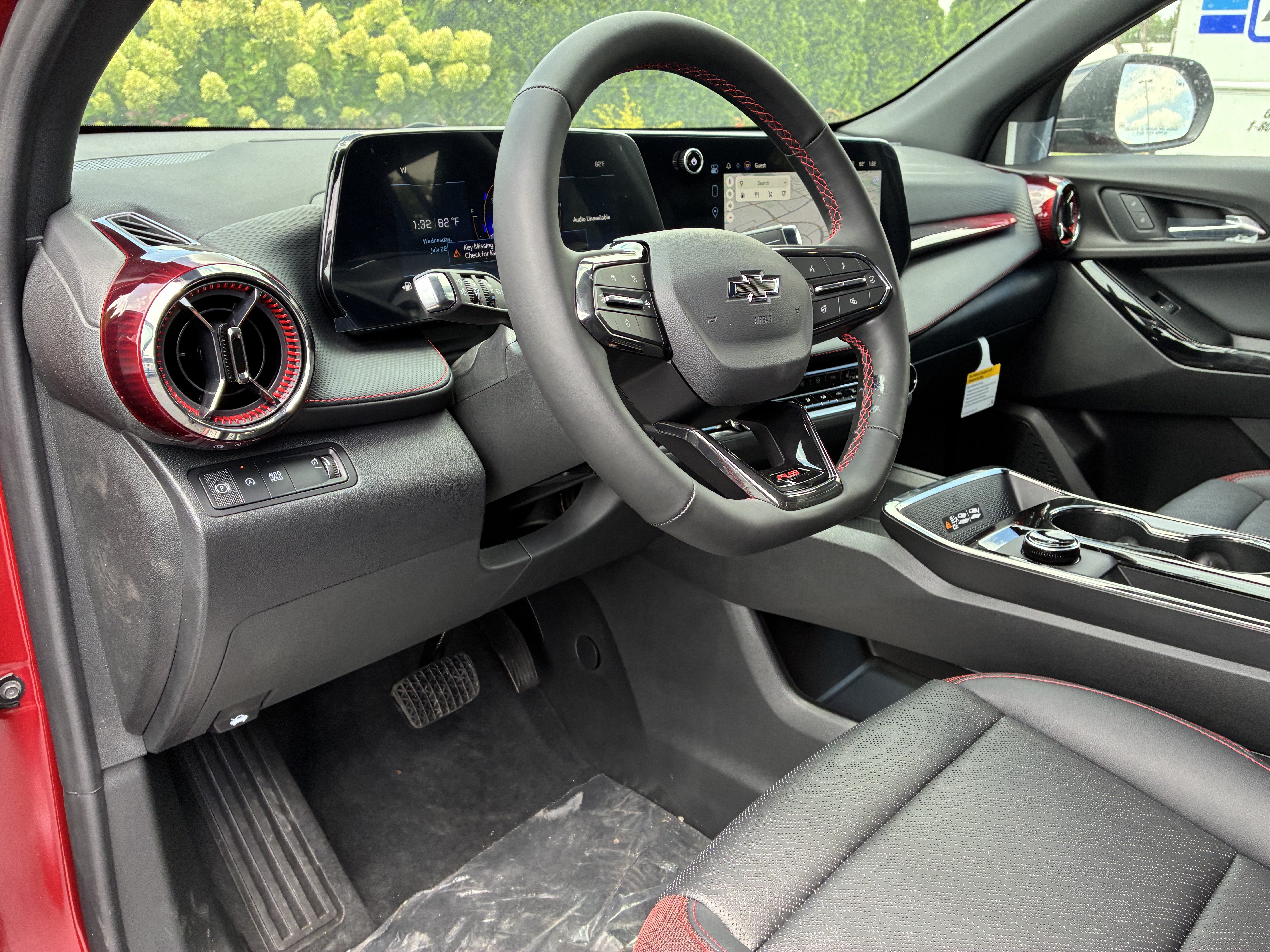 New 2027 Chevrolet Equinox RS w/ Convenience Package III FWD image 23